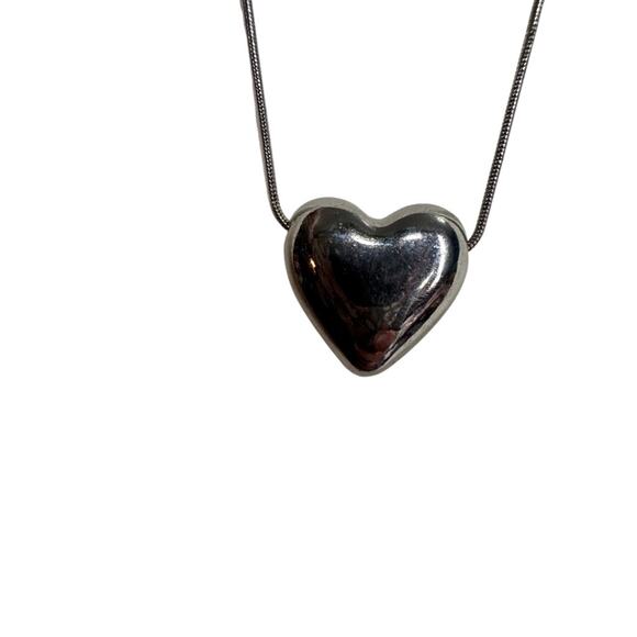 A New Day Silver Tone Puffy Heart Pendant Necklace Target NWT - Picture 2 of 3